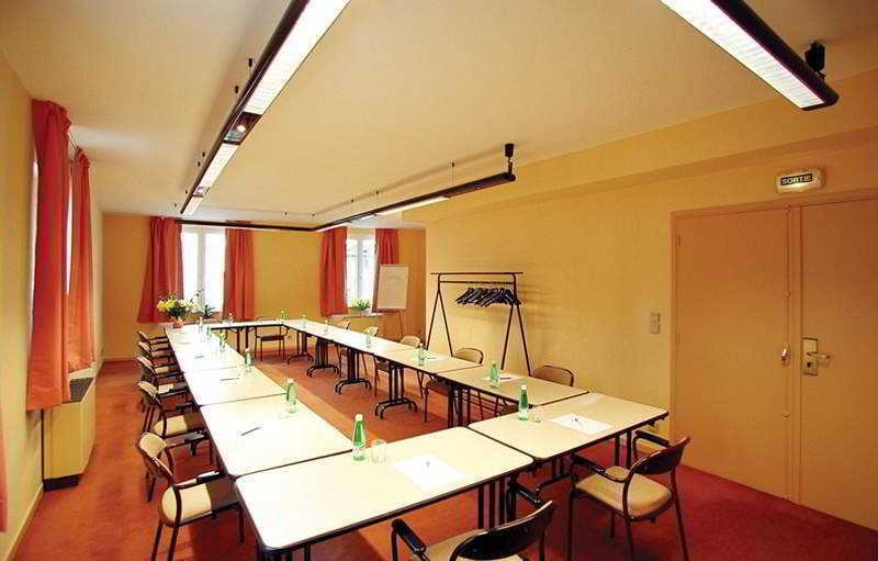 Le Bristol Hotel 4*